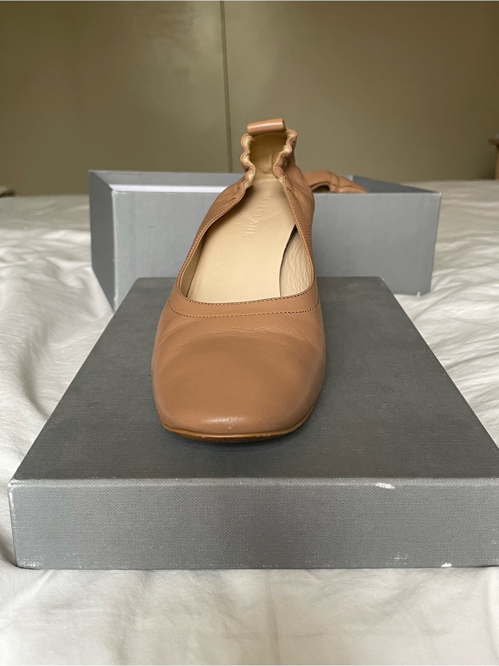 Everlane Camel Brown Leather Block Heel Pumps - Picture 3 of 10
